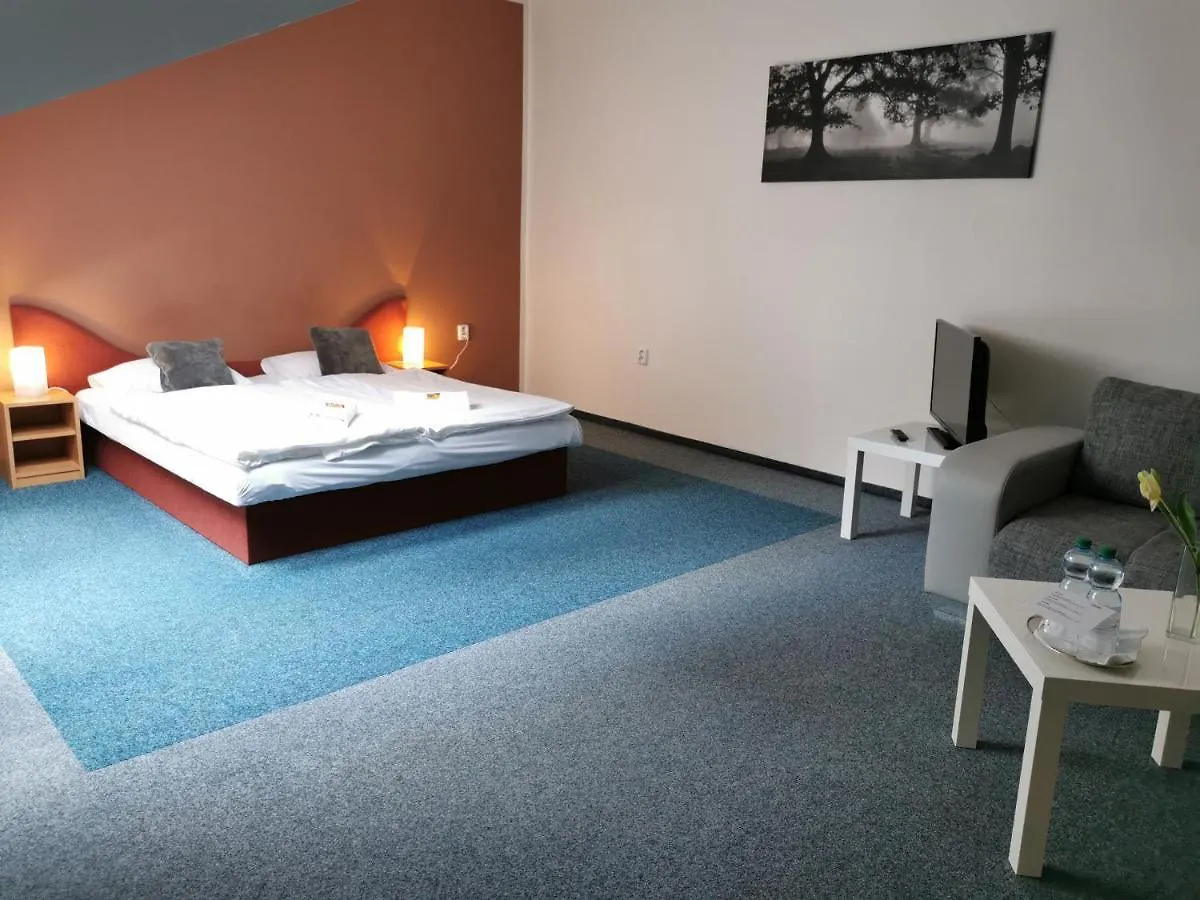 Hotel Club Trio Ostrava