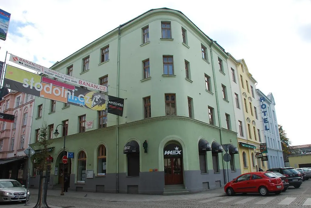 Hotel Club Trio Ostrava 3*,