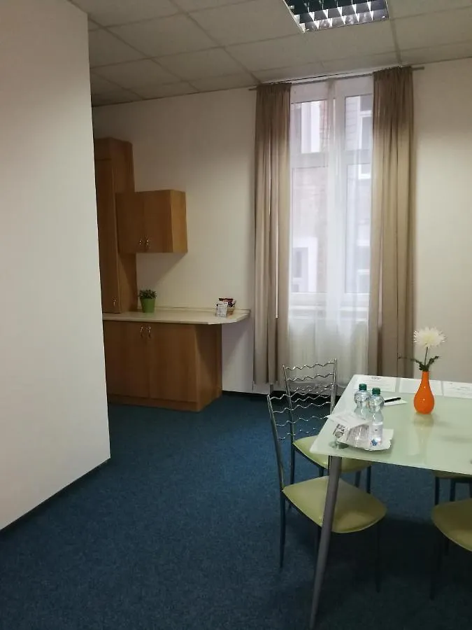 Hotel Club Trio Ostrava 3*,